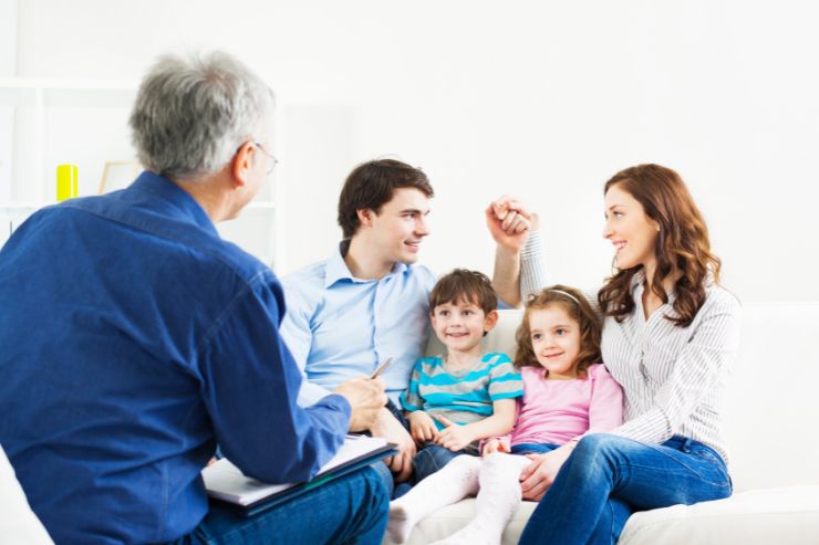 Psychodynamic Therapy Explores Family Dynamics